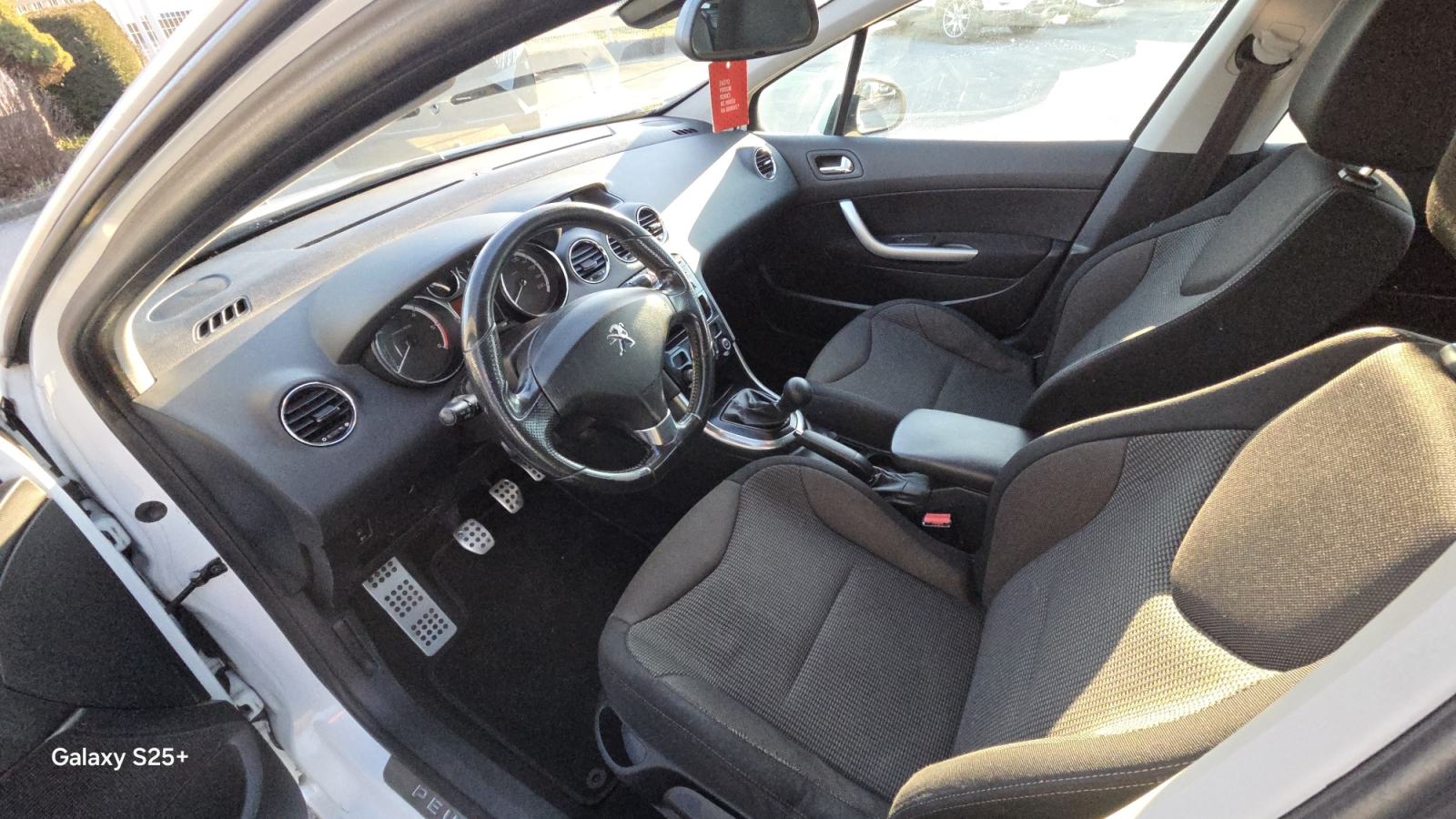 Peugeot 308 1,6 HDi Sportium *USLUŽNA PRODAJA*, fotografija 8