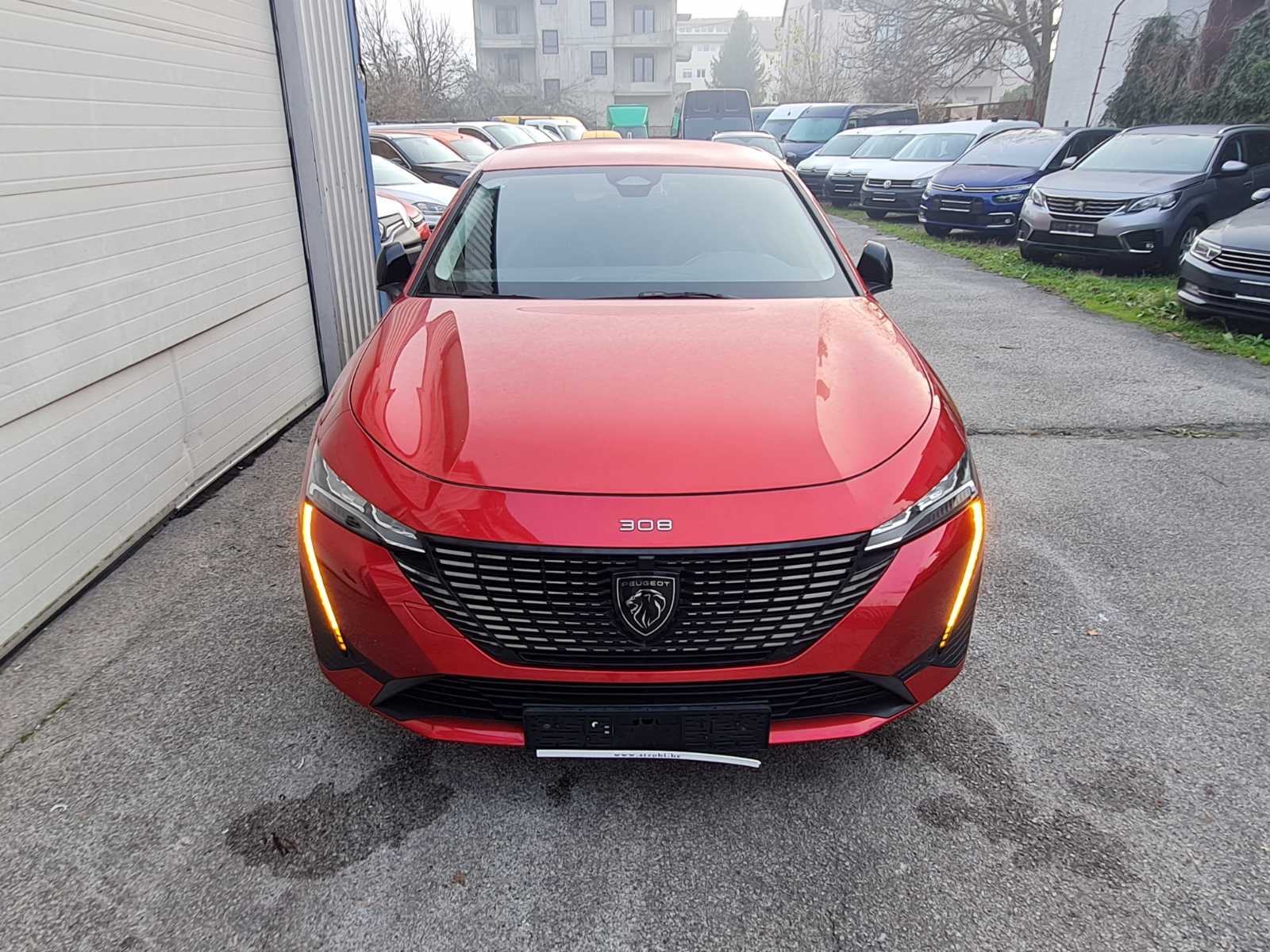 Peugeot 308 HYBRID 1.6 ALLURE AUTOMATSKI MJENJAČ NIJE UVOZ 1.REG. U RH, fotografija 3