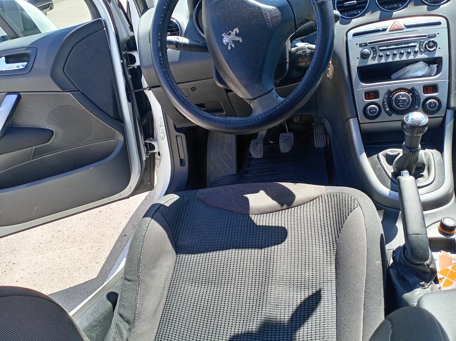 Peugeot 308 1,6 VTi reg 7mj 2027, fotografija 9