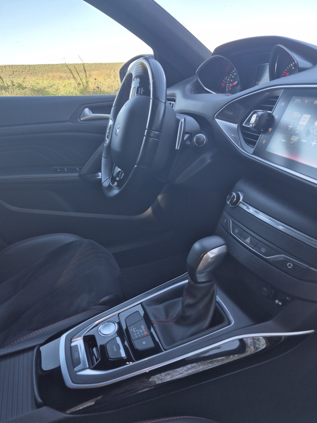 Peugeot 308 2.0 GT, fotografija 14