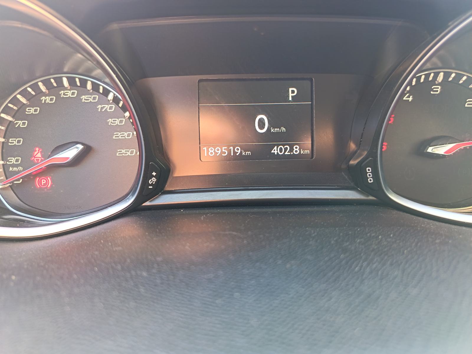 Peugeot 308 2,0 BlueHDi, fotografija 5
