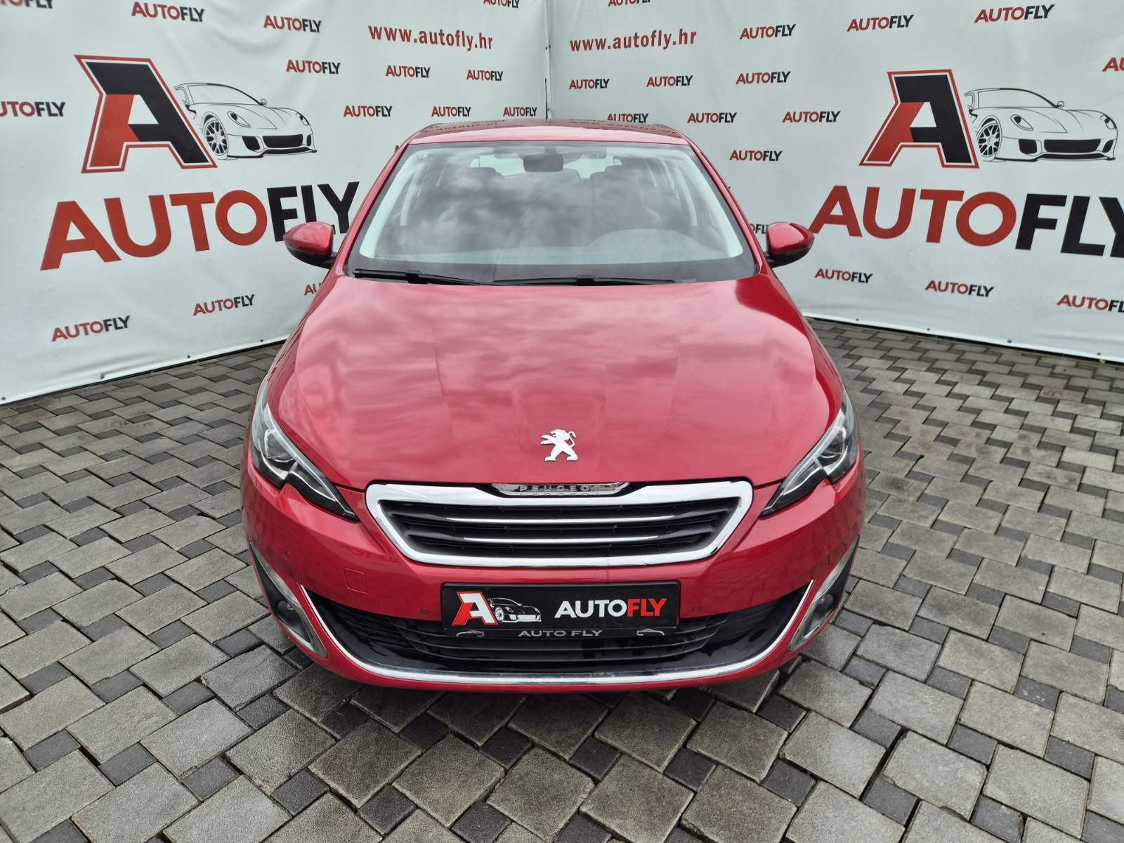 Peugeot 308 2.0 HDI Allure, Kamera, Navigacija, Bixenon, 18"alu, fotografija 2