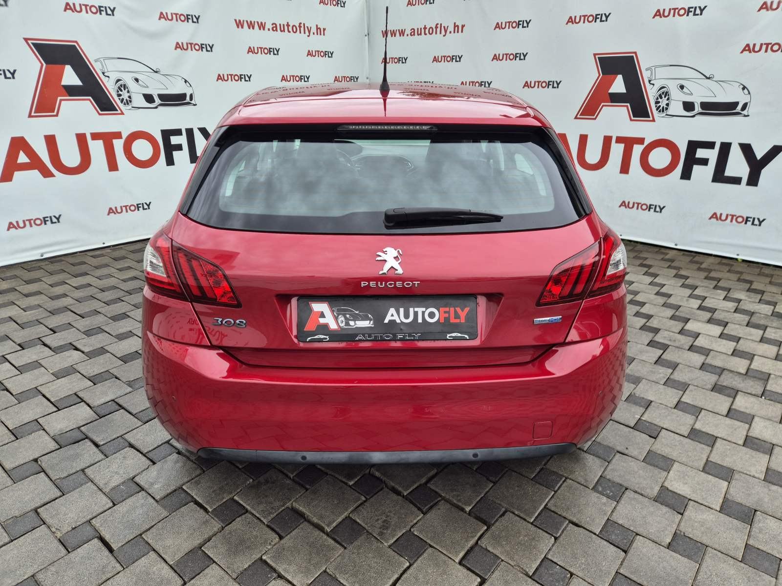 Peugeot 308 2.0 HDI Allure, Kamera, Navigacija, Bixenon, 18"alu, fotografija 7
