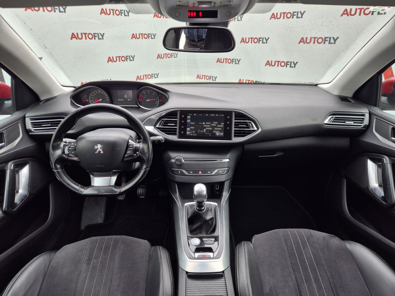Peugeot 308 2.0 HDI Allure, Kamera, Navigacija, Bixenon, 18"alu, fotografija 12