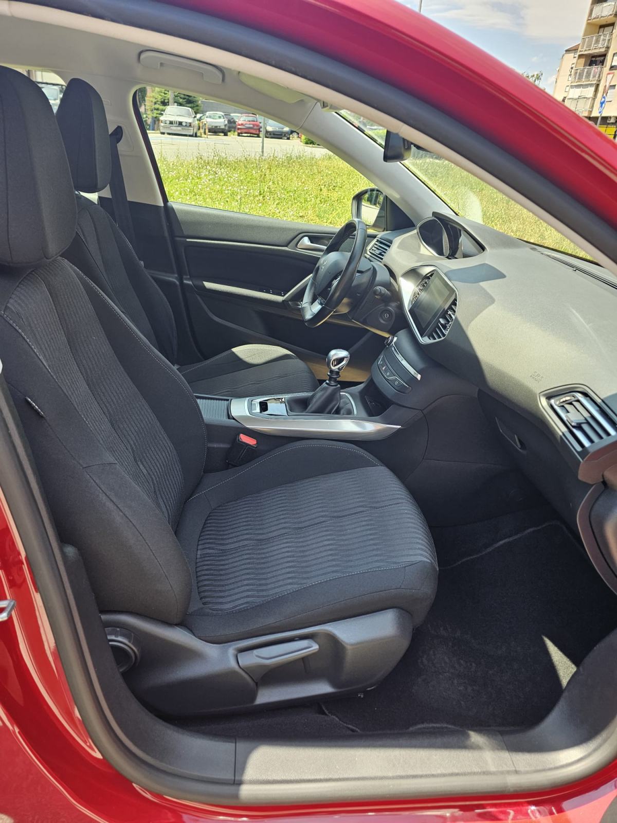 Peugeot 308 2,0 Blue HDi, fotografija 15