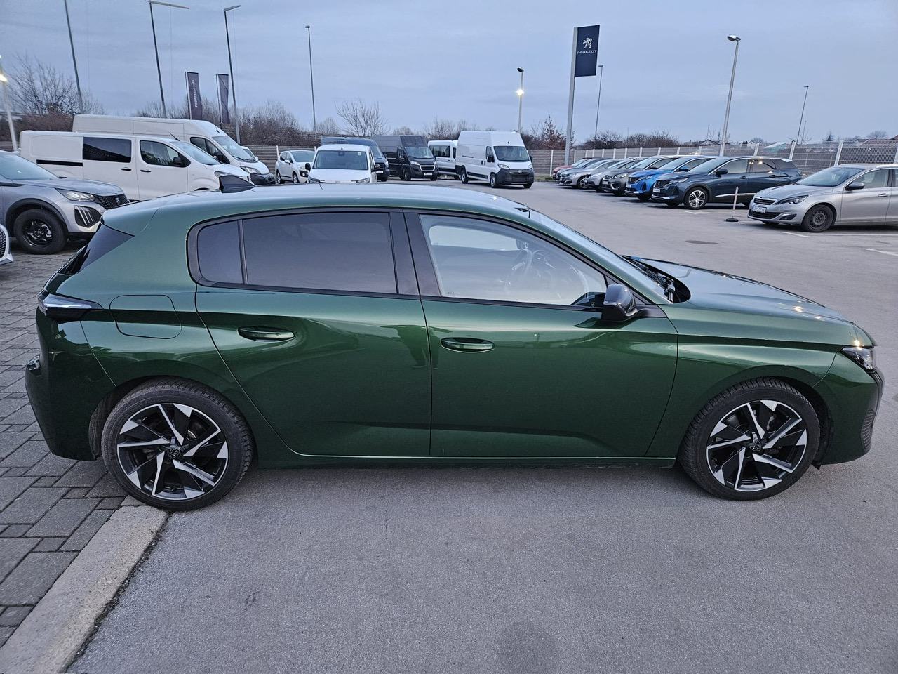 PEUGEOT 308 ALLURE 1,5 BLUEHDI 130 KS,AUTOM, SAMO 62 000 KM,KAO NOV, fotografija 9