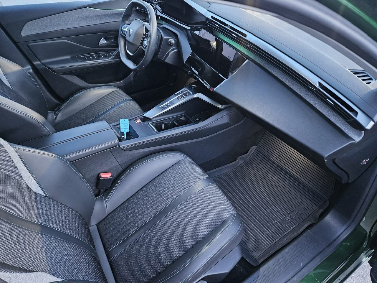 PEUGEOT 308 ALLURE 1,5 BLUEHDI 130 KS,AUTOM, SAMO 62 000 KM,KAO NOV, fotografija 17