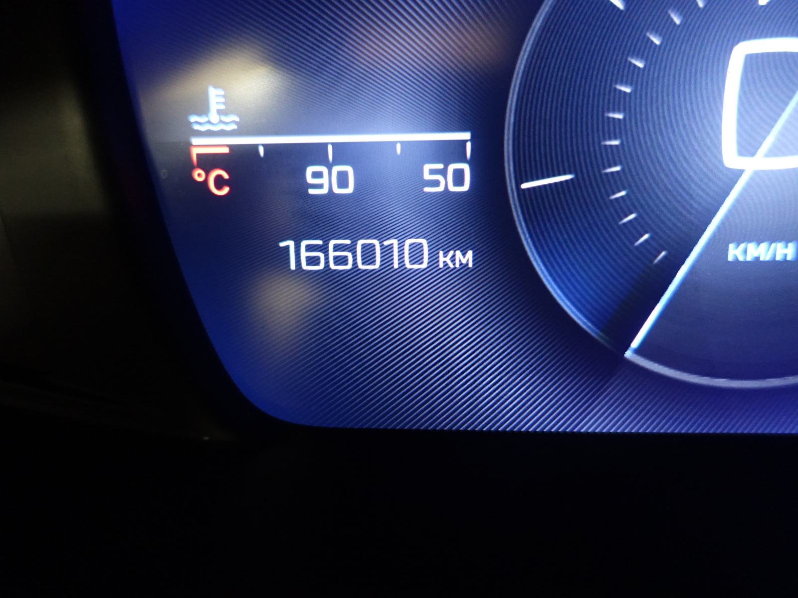 Peugeot 308 Allure 1,5 HDI 130 EAT8 / JAMSTVO + REGISTRACIJA, fotografija 14