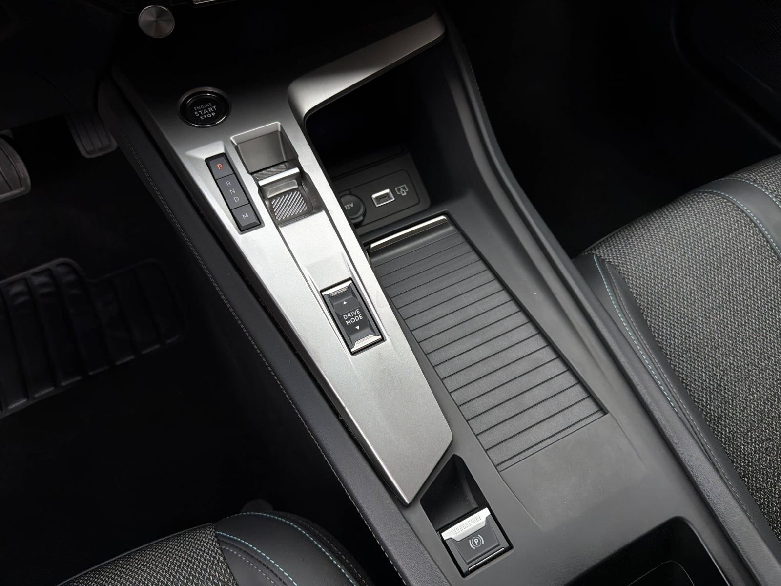 Peugeot 308 aut Allure*LEASING BEZ UČEŠĆA-RATA 239,71 € *JAMSTVO 24 MJ, fotografija 15