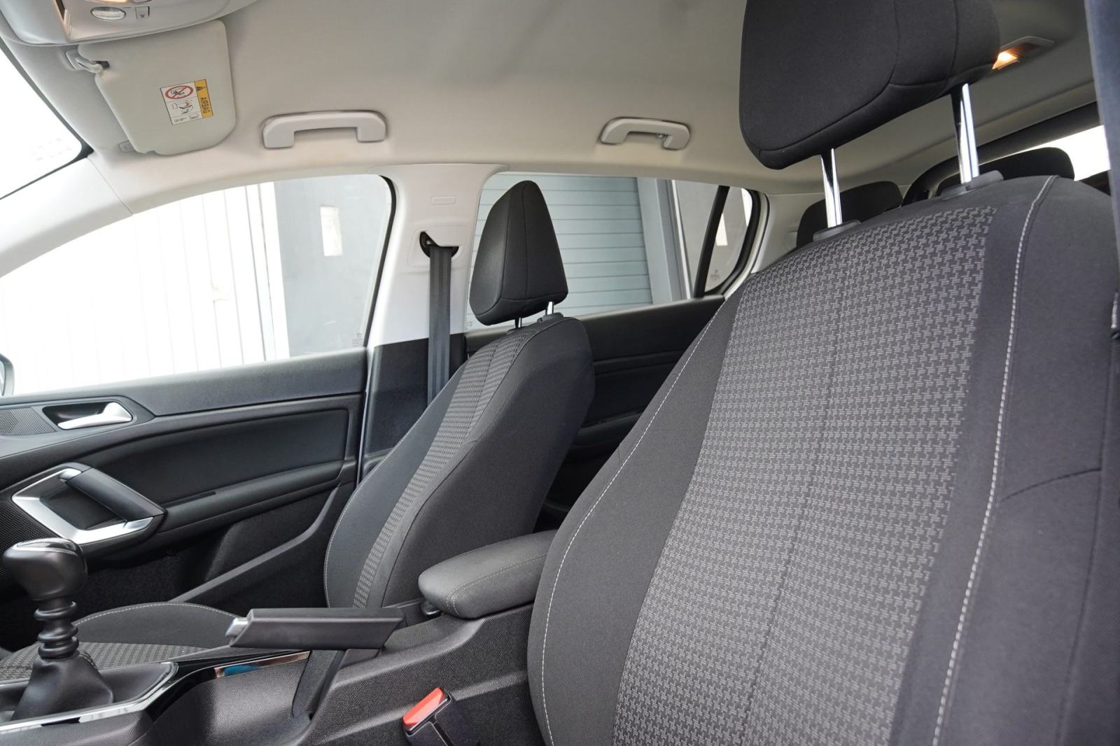 Peugeot 308 BlueHDi #HR AUTO#PDV#SERVISNA#JAMSTVO#LEASING BEZ UČEŠĆA#, fotografija 12