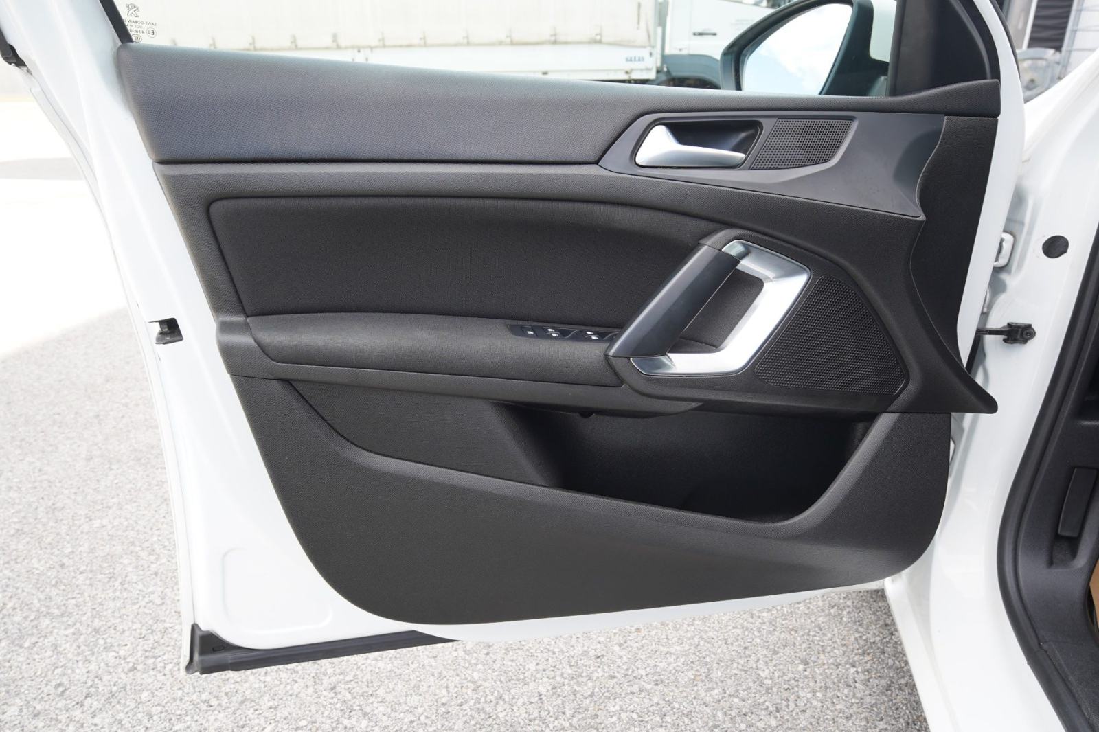 Peugeot 308 BlueHDi #HR AUTO#PDV#SERVISNA#JAMSTVO#LEASING BEZ UČEŠĆA#, fotografija 15