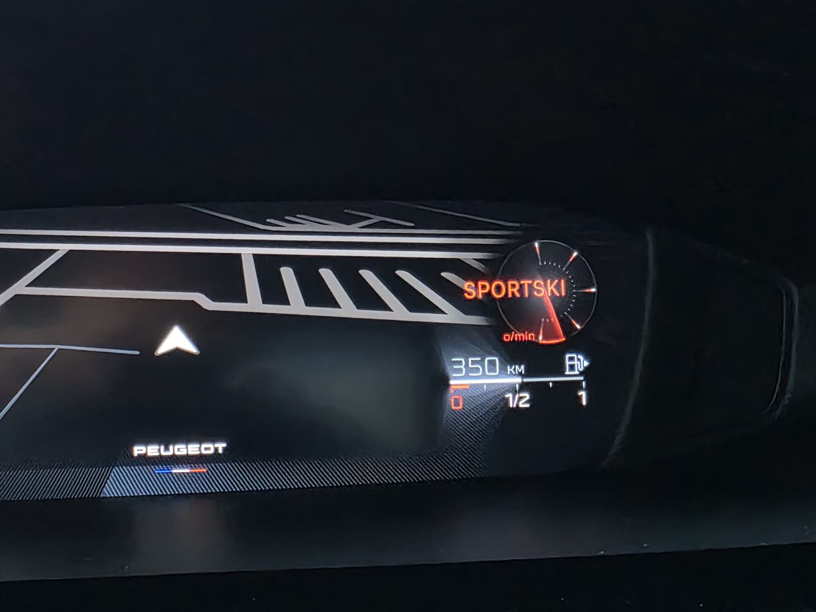 Peugeot 308 EAT8 1,5 BlueHDi 130, ALLURE, KAMERA, LED, JAMSTVO, fotografija 19