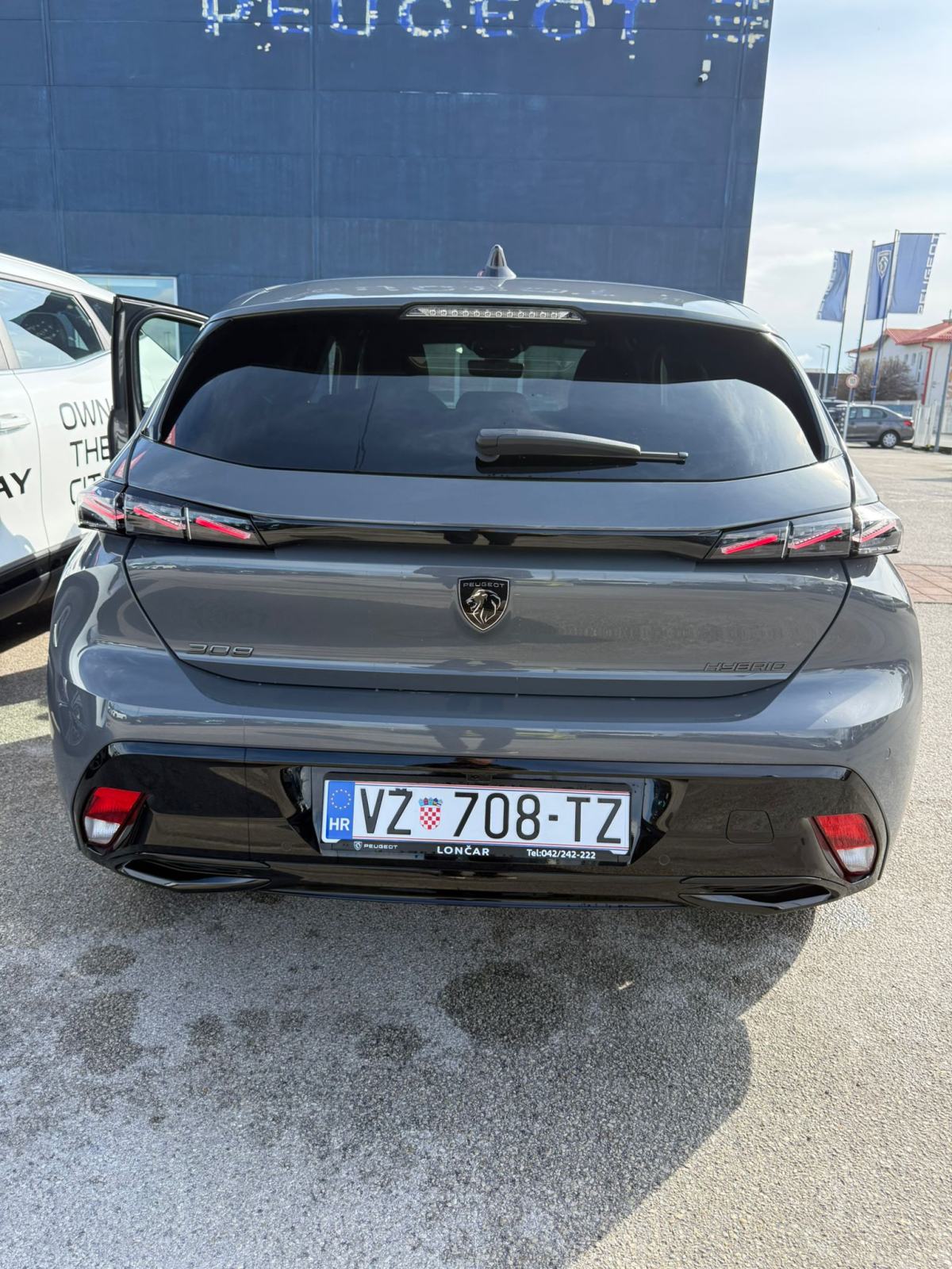 Peugeot 308 GT HYBRID 145 DCT6 *REGISTRACIJA*PRILIKA*JAMSTVO*, fotografija 4