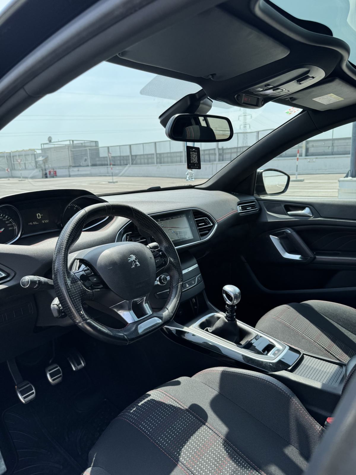 Peugeot 308 GT Line | 1.2 PureTech (130 KS) | Panorama | REG do 03/27, fotografija 10