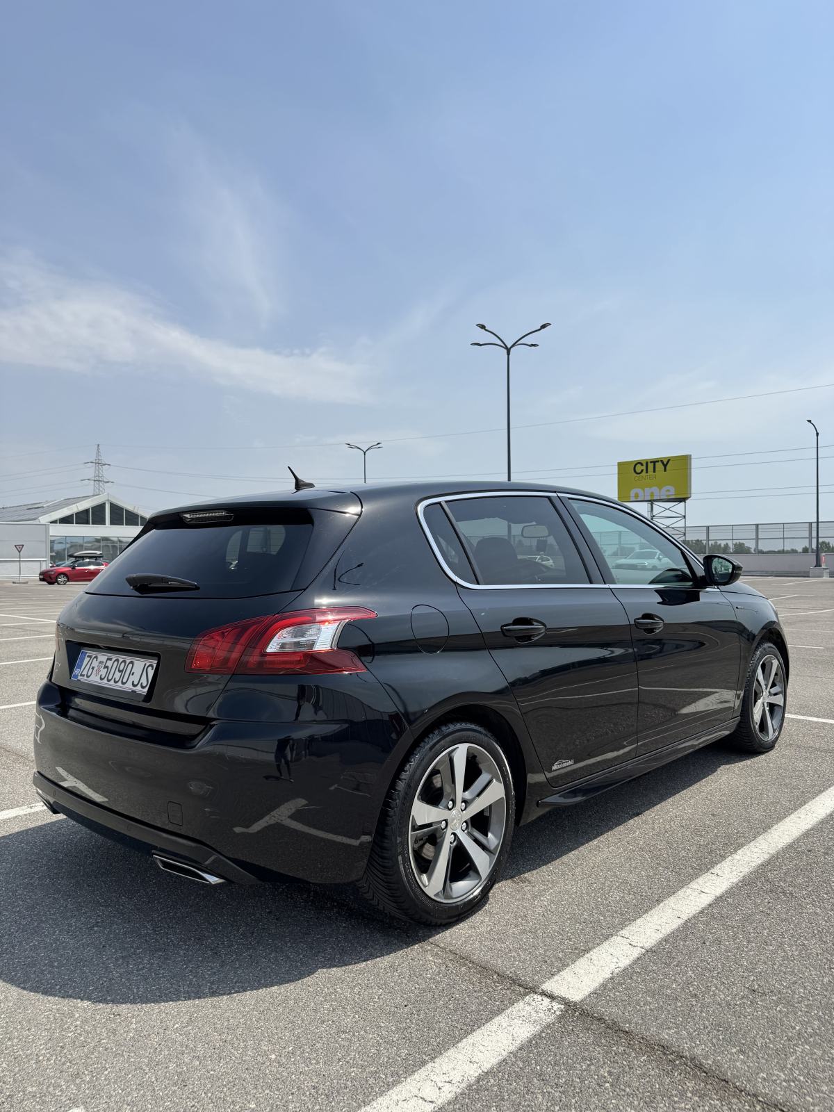 Peugeot 308 GT Line | 1.2 PureTech (130 KS) | Panorama | REG do 03/27, fotografija 6