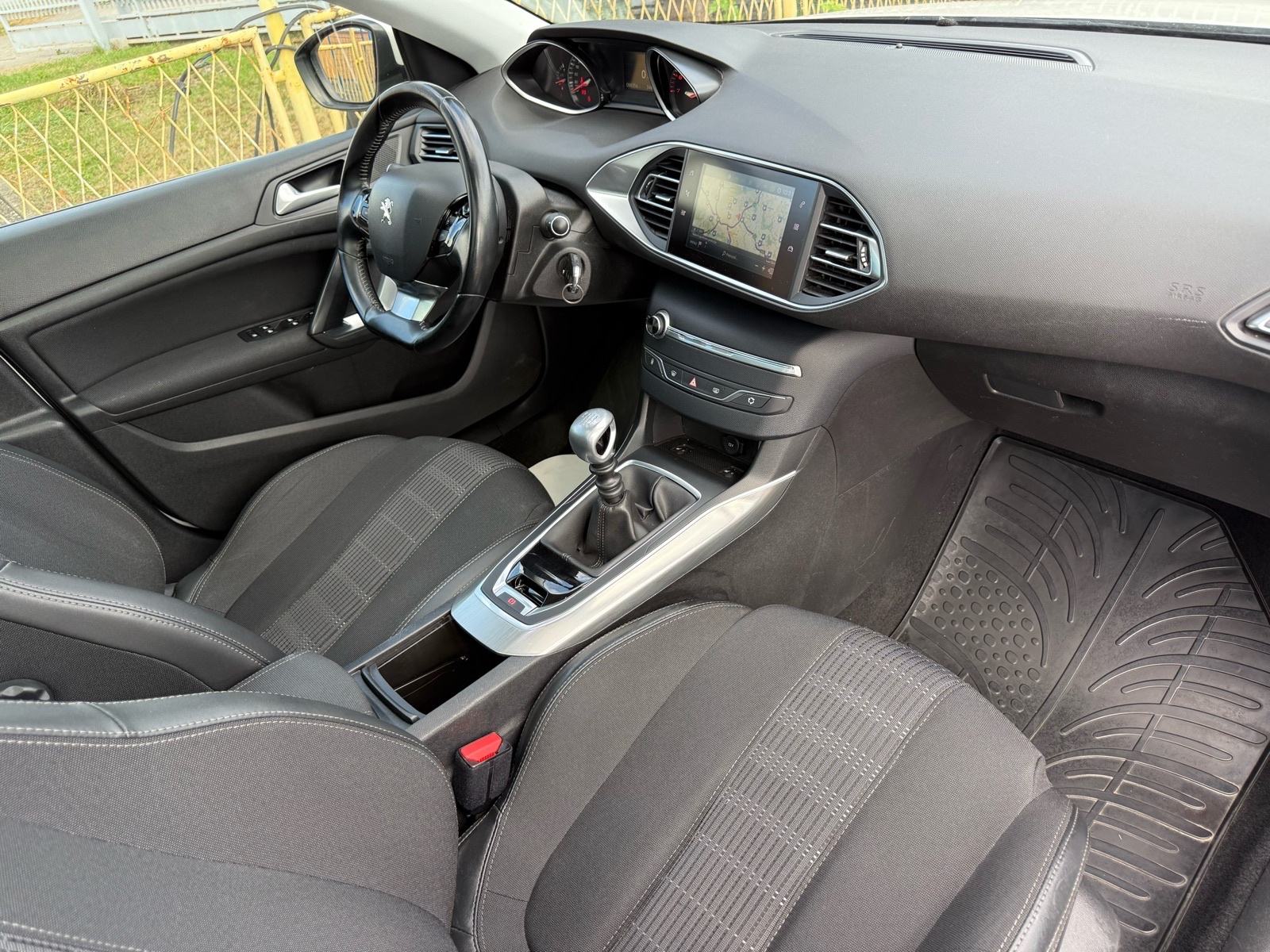 Peugeot 308 SW 1,2*Allure*PANORAMA*NAVIG*R.KAMERA*START STOP*LED*PDC*, fotografija 14