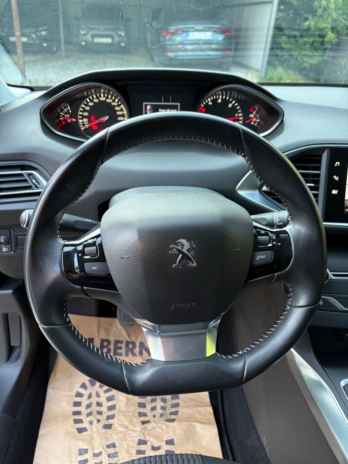 Peugeot 308 SW 1,5 BlueHDi,Allure130ksREG.1 GOD., fotografija 8