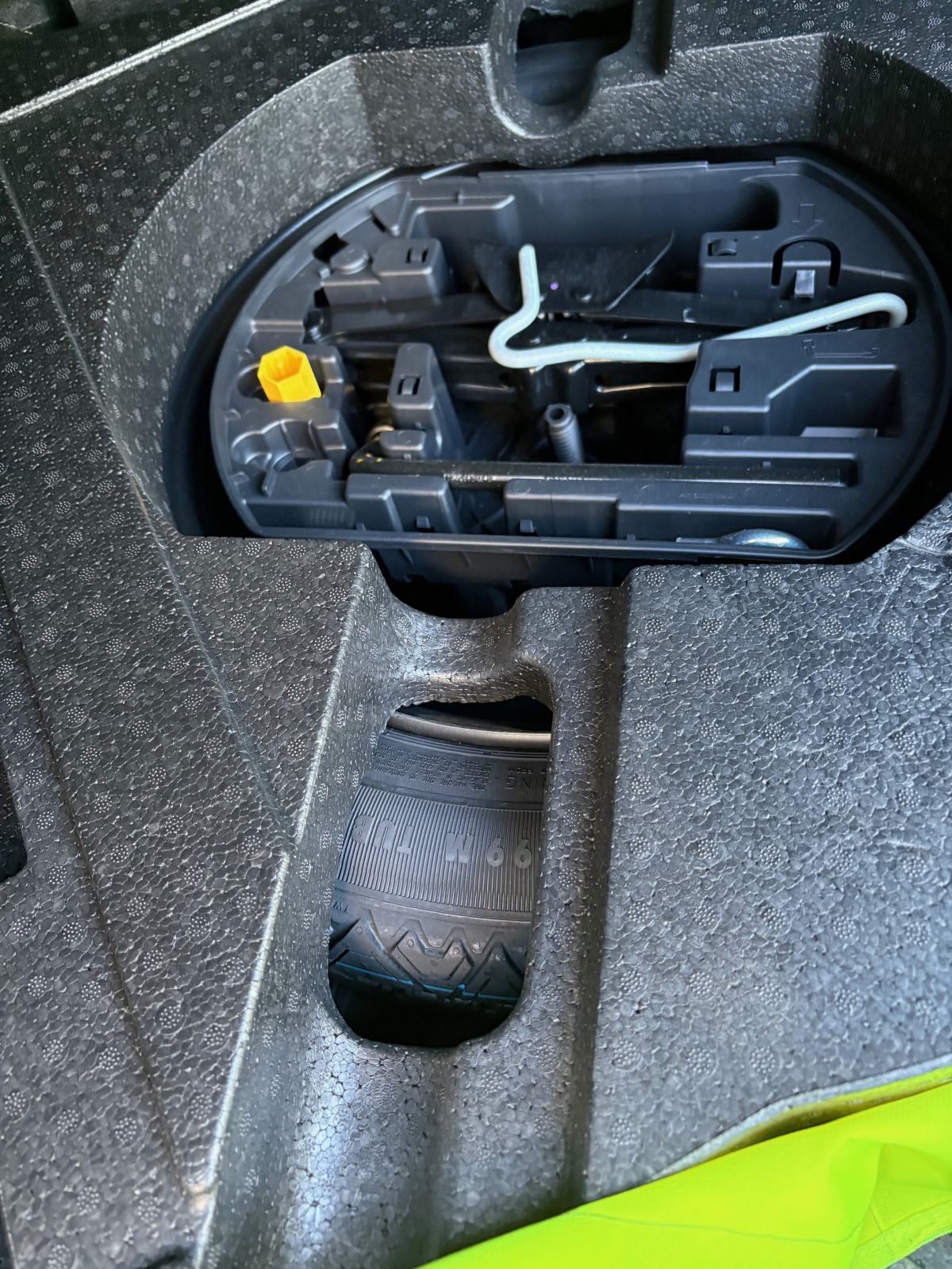 Peugeot 308 SW 1,5 BlueHDi,Allure130ksREG.1 GOD., fotografija 19