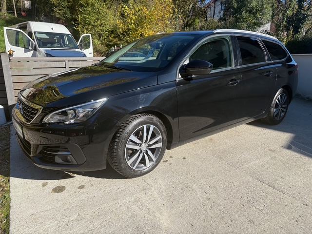 Peugeot 308 SW 1,5 BlueHDi,Allure130ksREG.1 GOD., fotografija 4