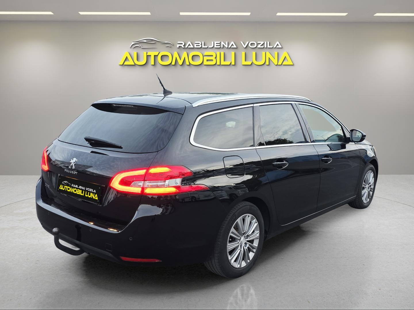 Peugeot 308 SW VIRTUAL 1,5 BlueHDi automatik, fotografija 5