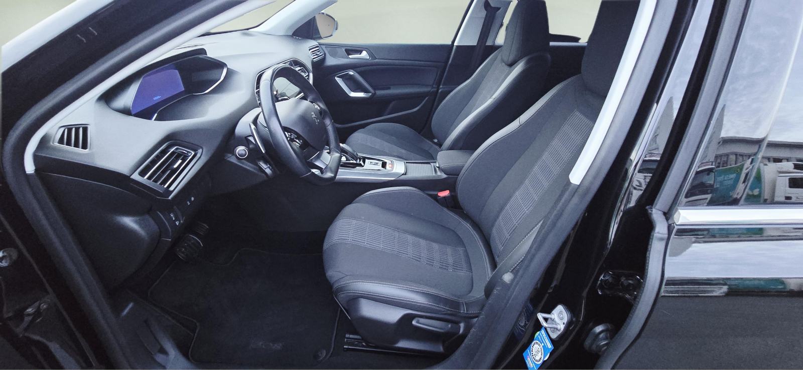 Peugeot 308 SW VIRTUAL 1,5 BlueHDi automatik, fotografija 9