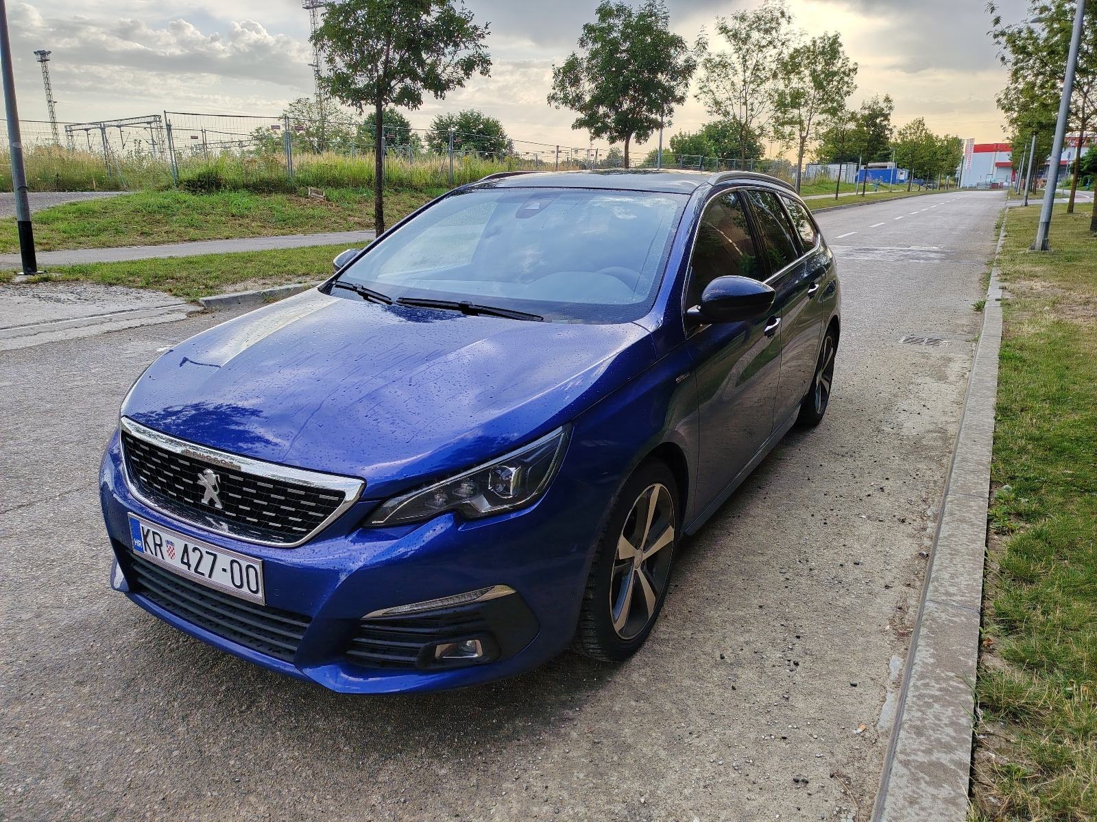 Peugeot 308 SW 1,5 BlueHDi GT LINE, fotografija 2