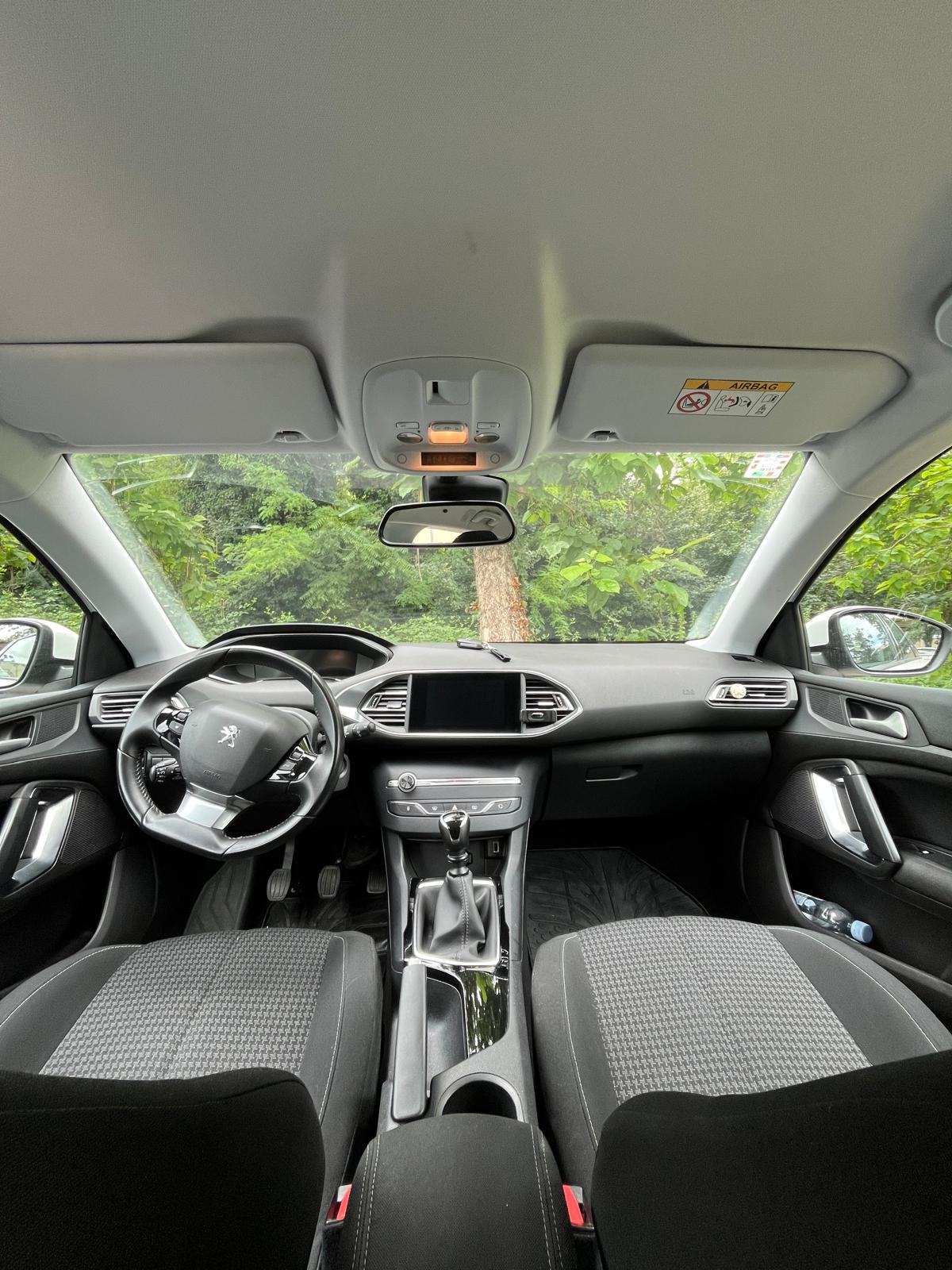 Peugeot 308 SW 1,5 BlueHDi, fotografija 5