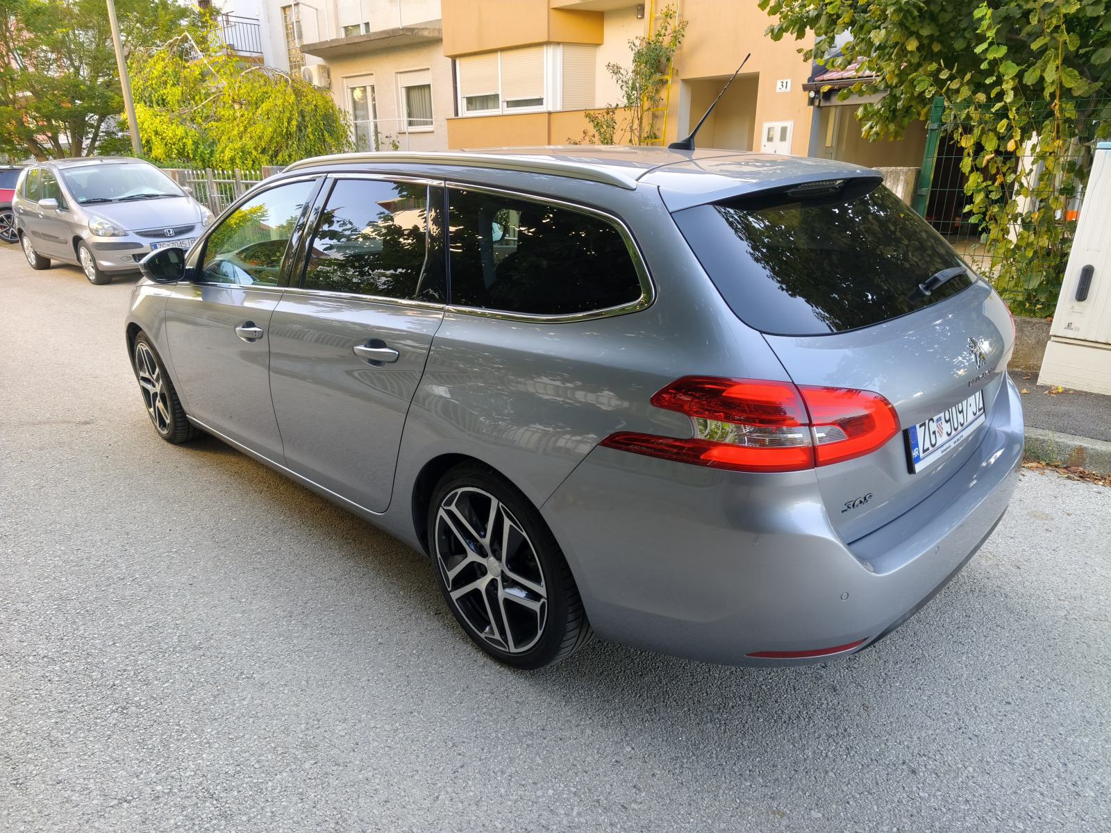 Peugeot 308 SW 1,5 BlueHDi, fotografija 7