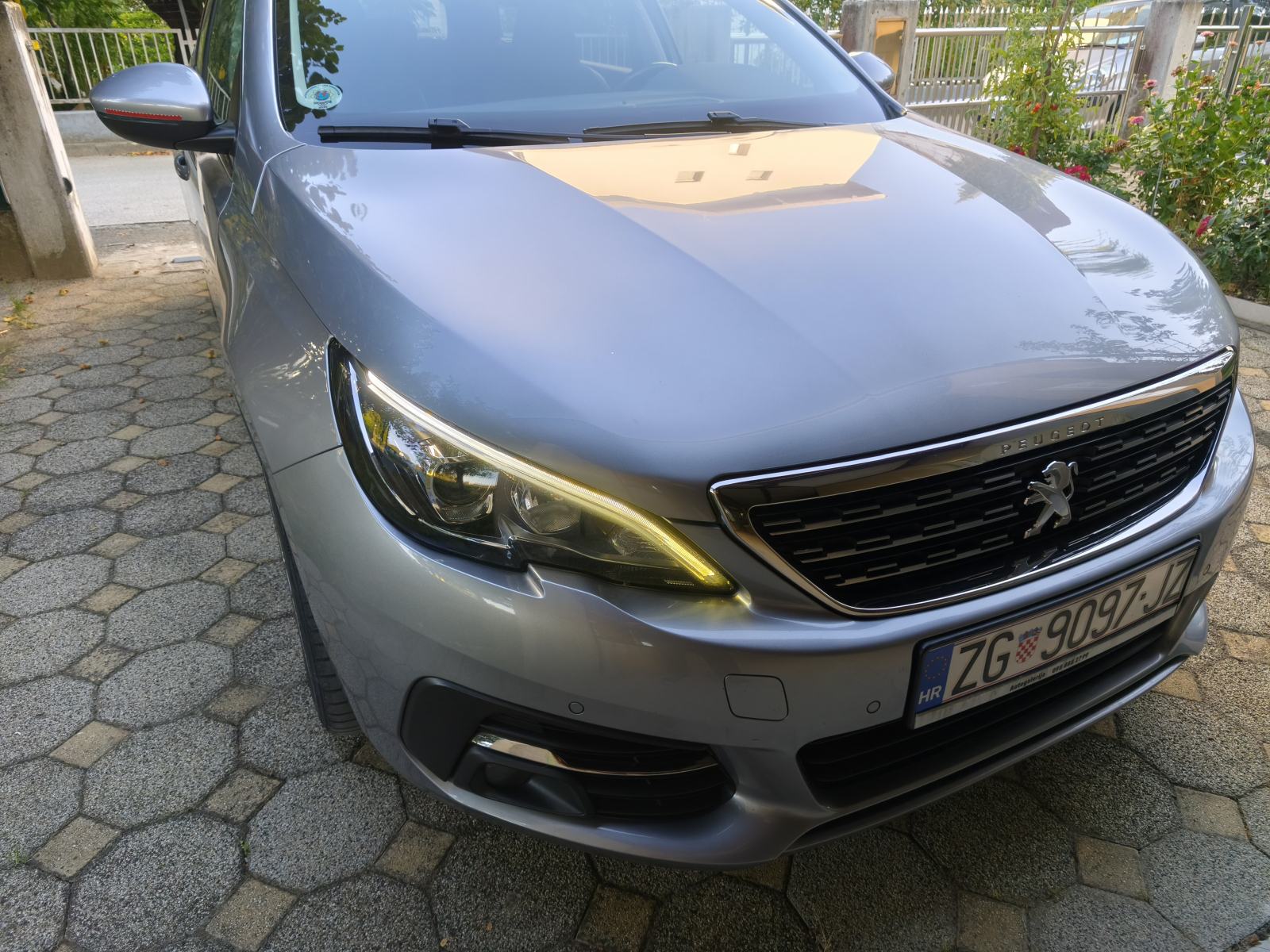 Peugeot 308 SW 1,5 BlueHDi, fotografija 9