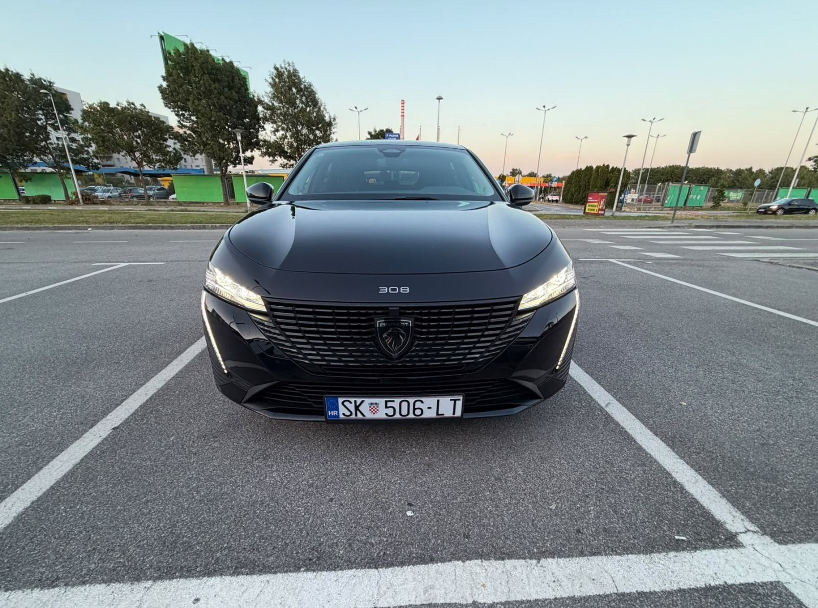 PEUGEOT 308 SW ALLURE 1.5 BlueHDi AUTOMATIK, pogled izvana - slika 4
