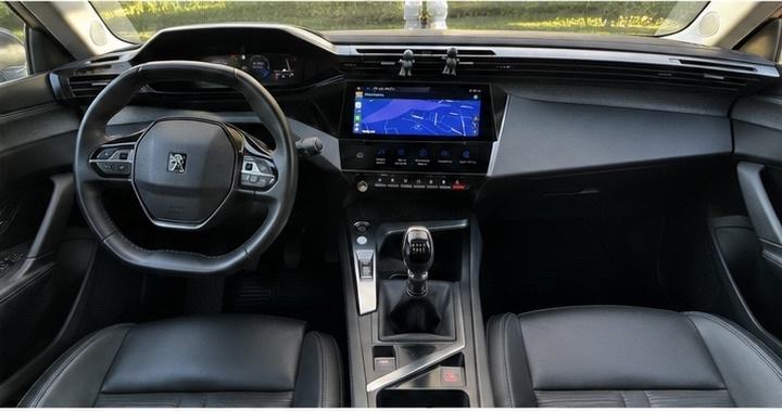 Peugeot 308 SW 1.5 BlueHDi Allure Pack, 360°, AGR, ACC, 2 seta kotača, fotografija 4