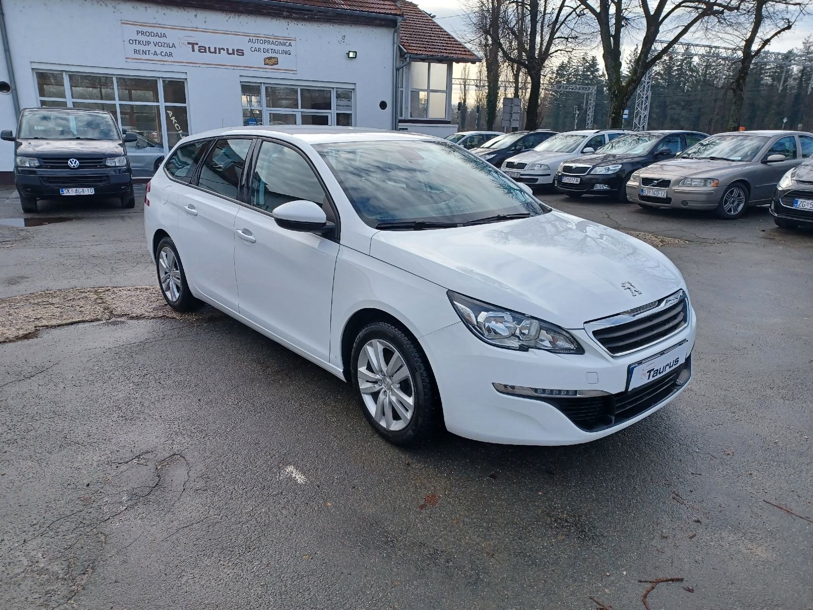 Peugeot 308 SW1,6 HDi na ime kupca NAVI KLIMA PDC ALU HR AUTO kartice, fotografija 16