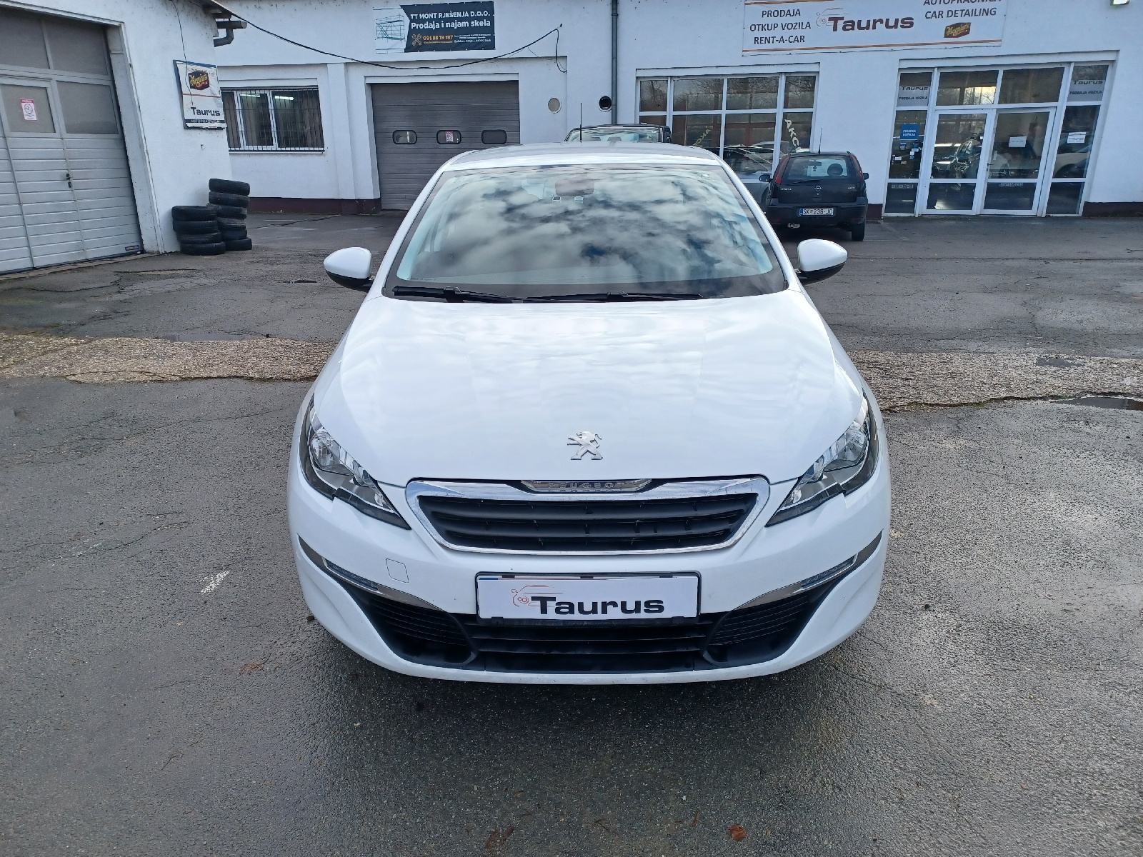 Peugeot 308 SW1,6 HDi na ime kupca NAVI KLIMA PDC ALU HR AUTO kartice, fotografija 19