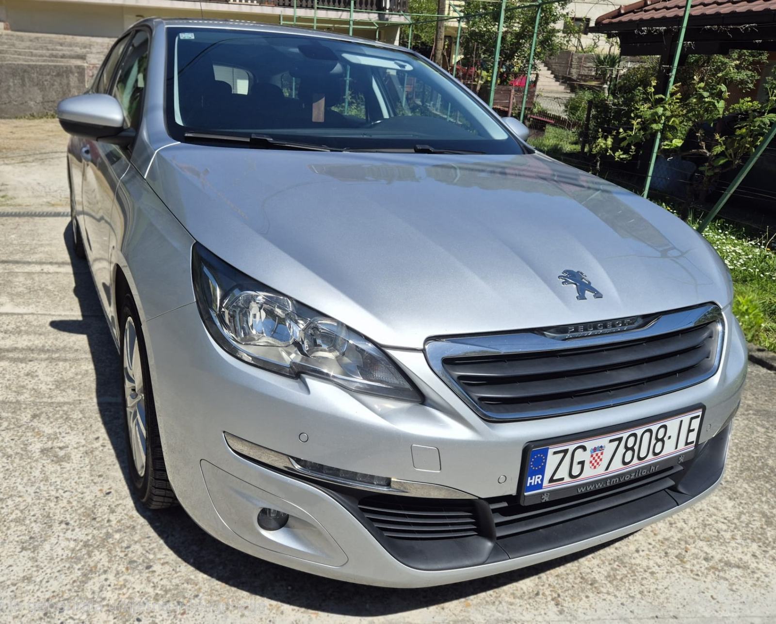 Peugeot 308 SW 1,6 BlueHDi, fotografija 2