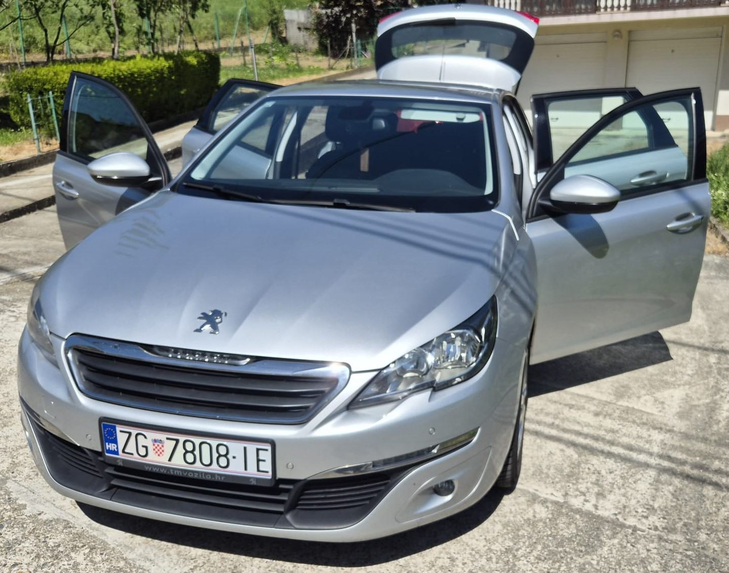 Peugeot 308 SW 1,6 BlueHDi, fotografija 5