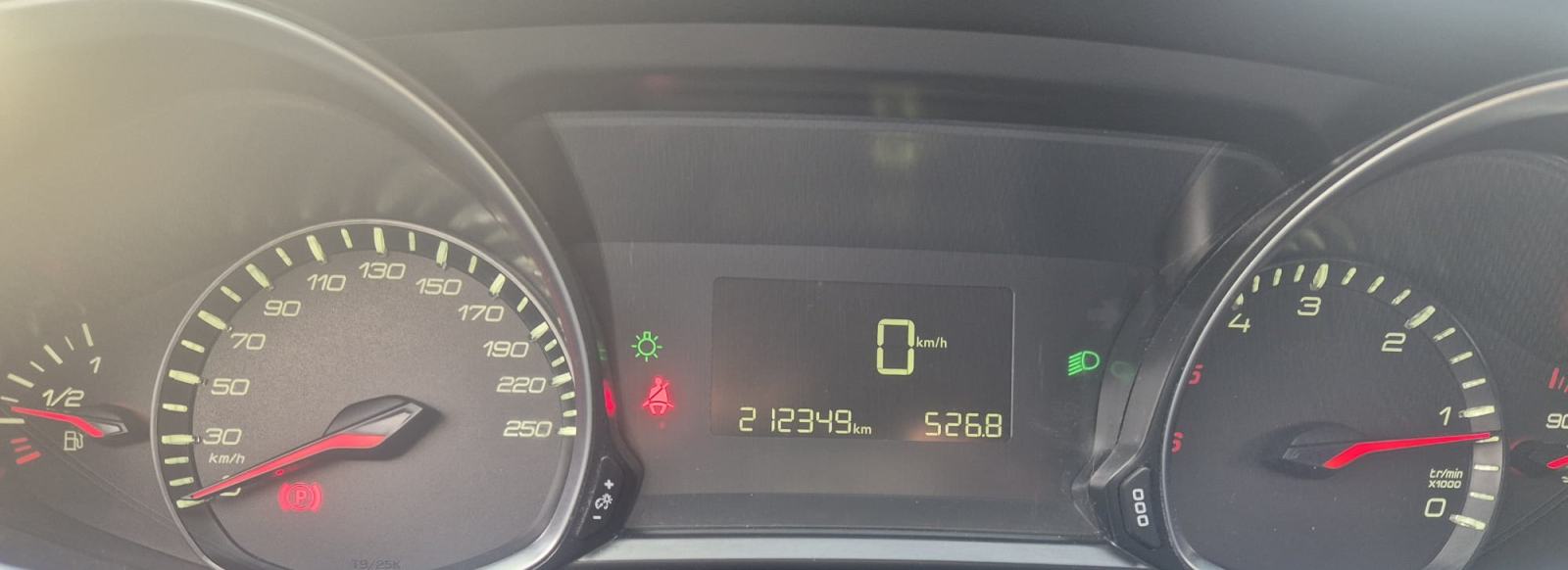 Peugeot 308 SW 1,6 BlueHDi, fotografija 10