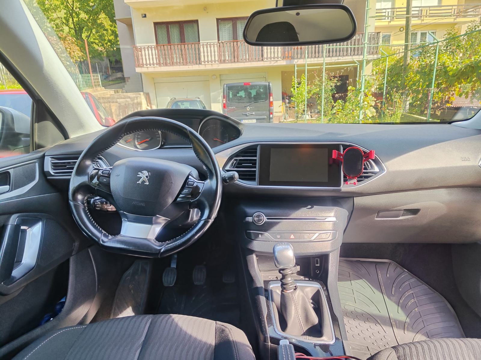 Peugeot 308 SW 1,6 BlueHDi, fotografija 16