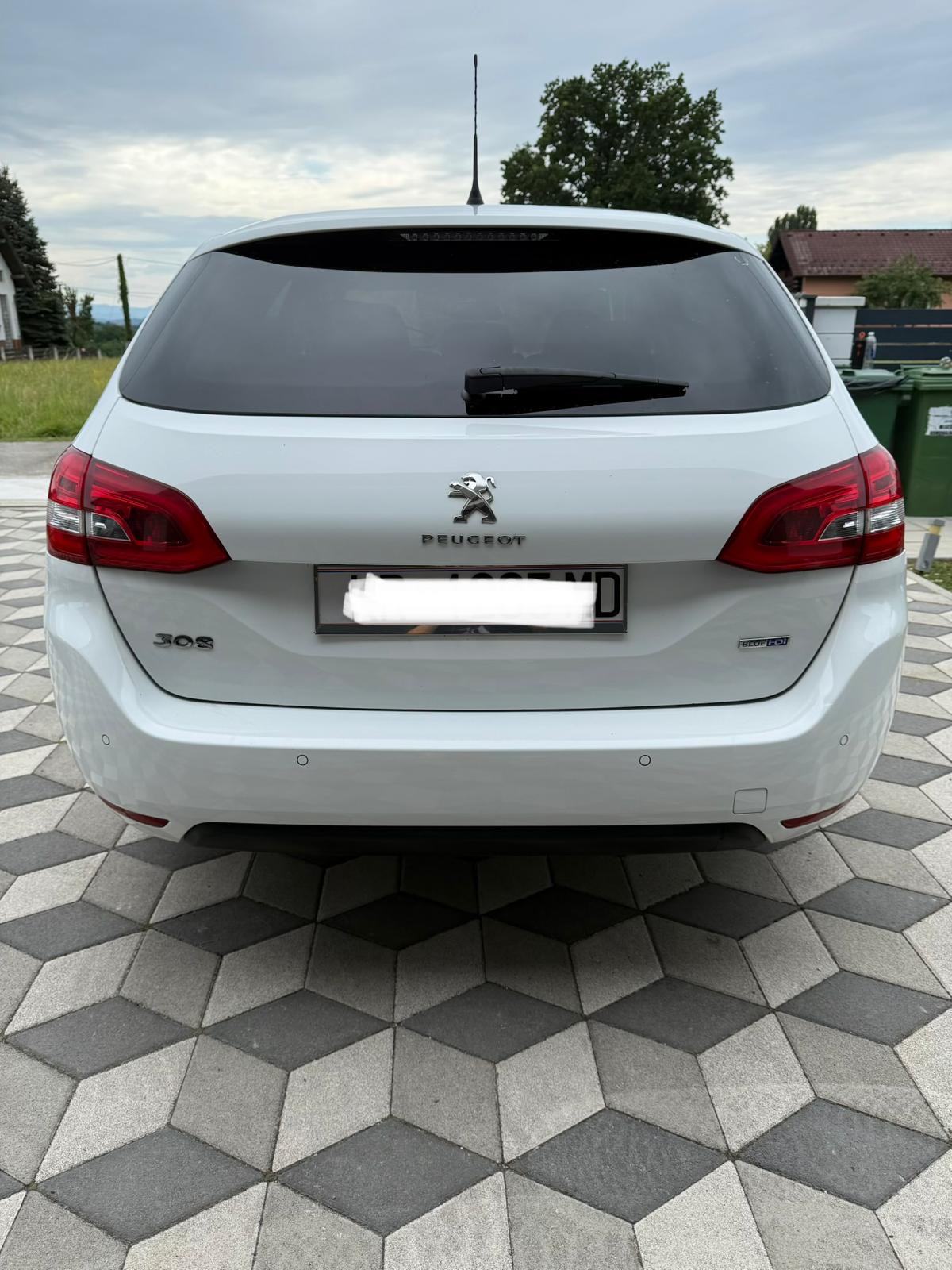 PEUGEOT 308 SW STYLE 1,6 BlueHDi 100 KS,NIJE UVOZ,PRVI VLASNIK ODLIČAN, fotografija 6