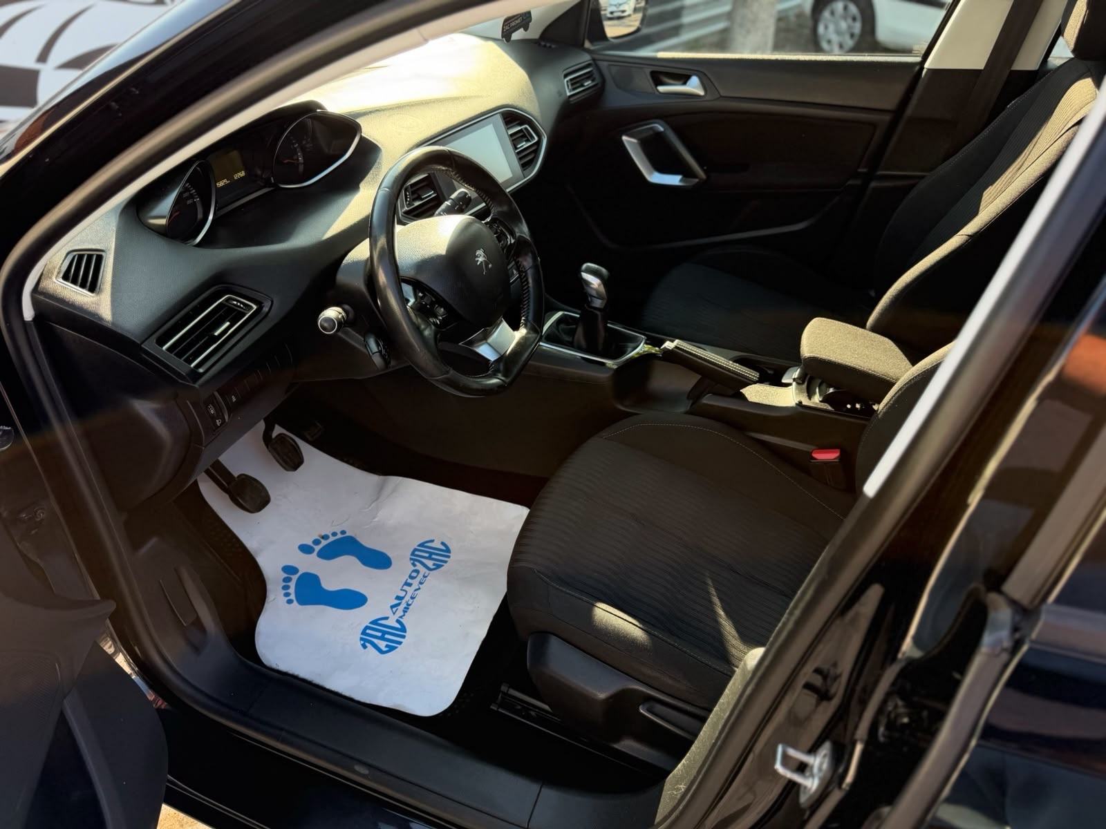 Peugeot 308 SW 1,6 e-HDi # KAO NOV # KLIMA = KRED- KART =, fotografija 17