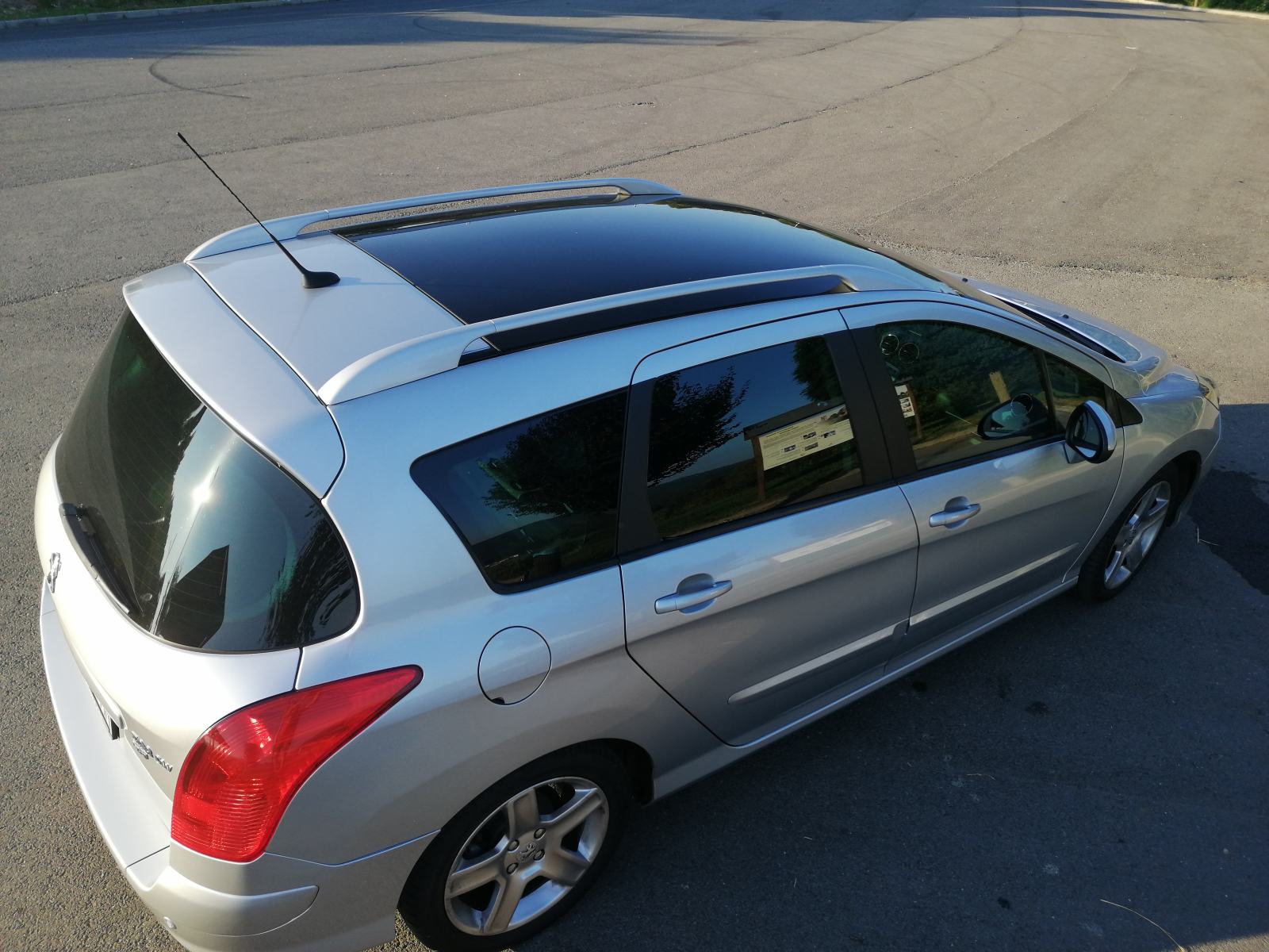 Peugeot 308 SW 1,6 e-HDi, fotografija 5