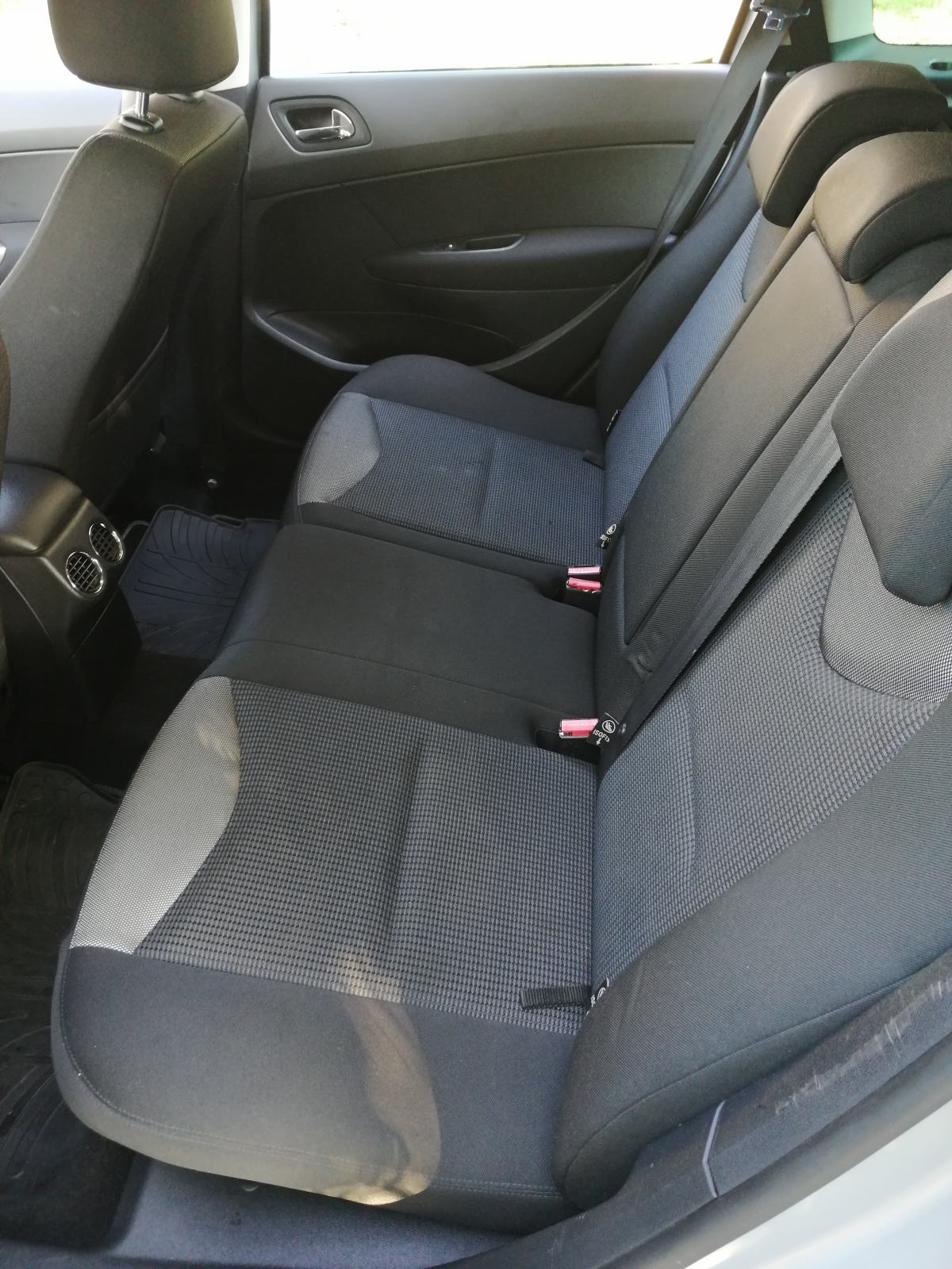 Peugeot 308 SW 1,6 e-HDi, fotografija 17
