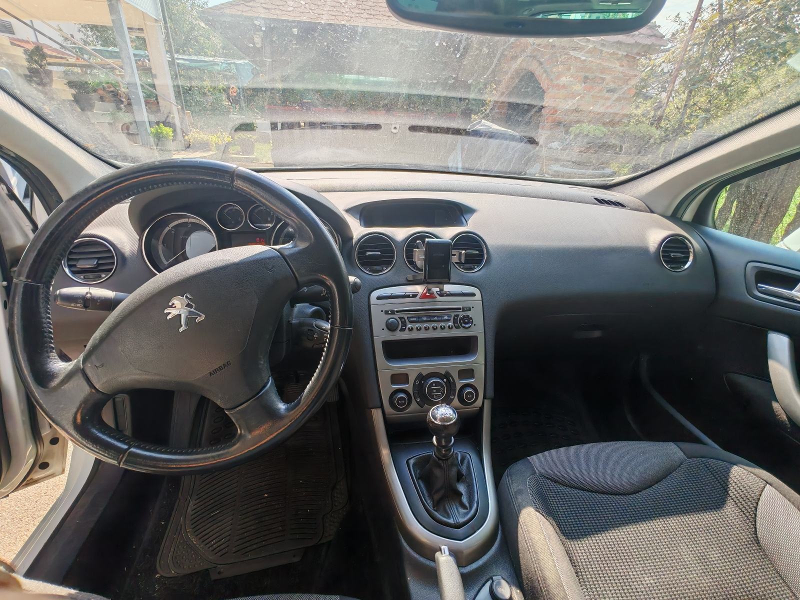 Peugeot 308 SW 1,6 e-HDi, fotografija 6