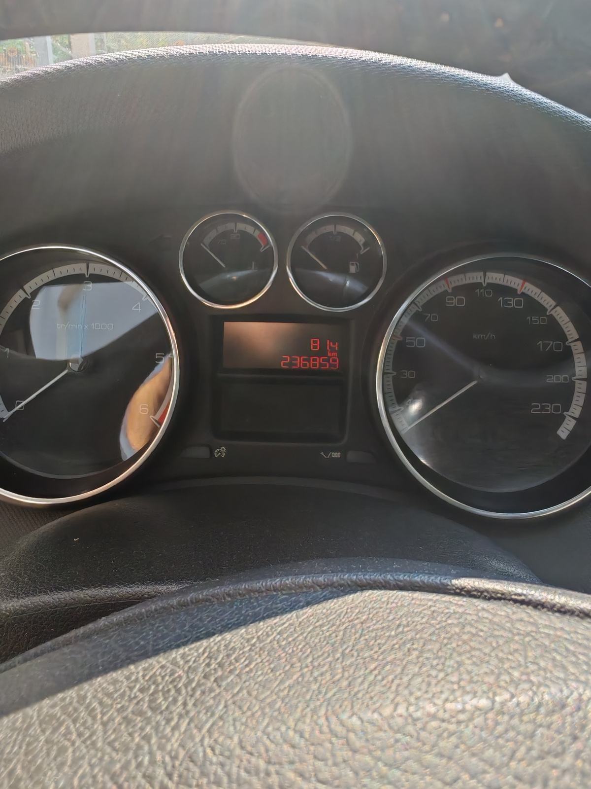 Peugeot 308 SW 1,6 e-HDi, fotografija 9