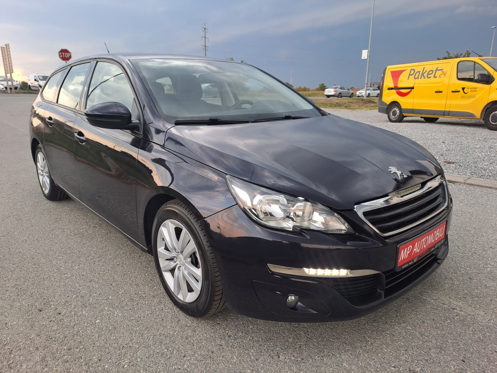 Peugeot 308 SW 1,6 HDi-2016god.mod-NAVIGACIJA-led,alu,senzori,KARTICE, fotografija 4