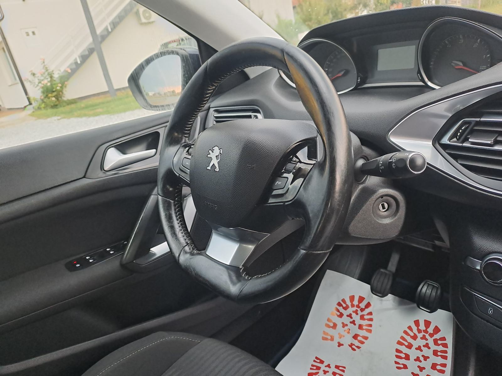 Peugeot 308 SW 1,6 HDi-2016god.mod-NAVIGACIJA-led,alu,senzori,KARTICE, fotografija 11