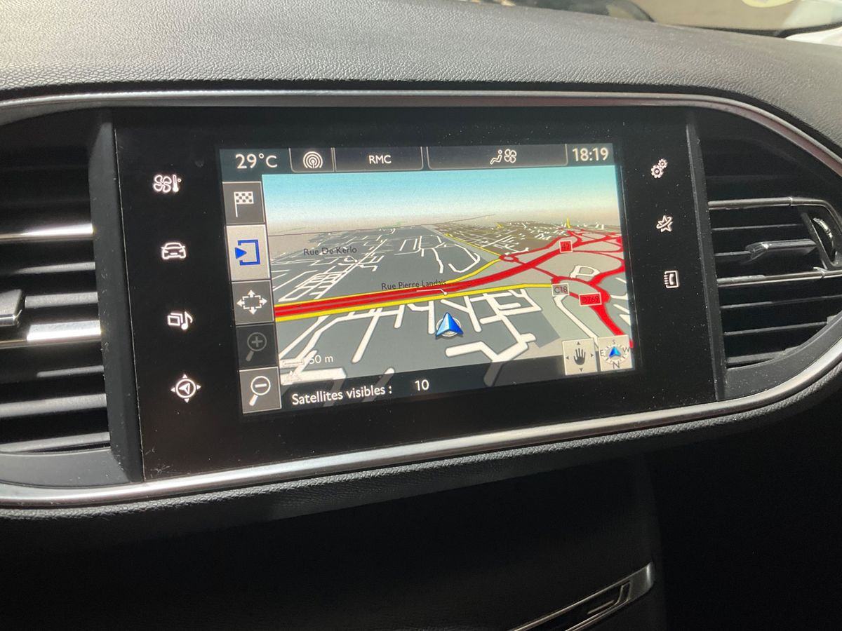 Peugeot 308 SW 1,6 HDi-2016god.mod-NAVIGACIJA-led,alu,senzori,KARTICE, fotografija 16