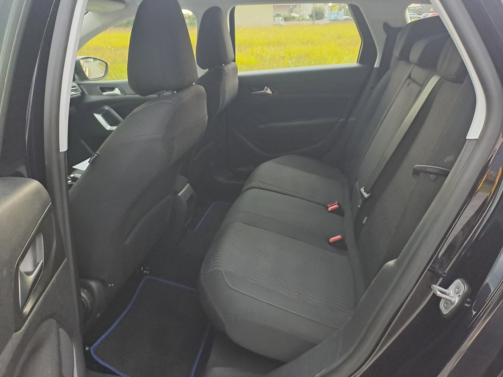 Peugeot 308 SW 1,6 HDi-2016god.mod-NAVIGACIJA-led,alu,senzori,KARTICE, fotografija 20