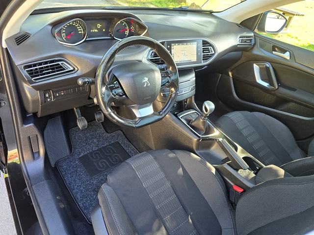PEUGEOT 308 SW 1.6 HDI-NAVI-TEMPO-P.KAMERA-PDC-LED-V.SERVIS-POTVRDA Km, fotografija 11