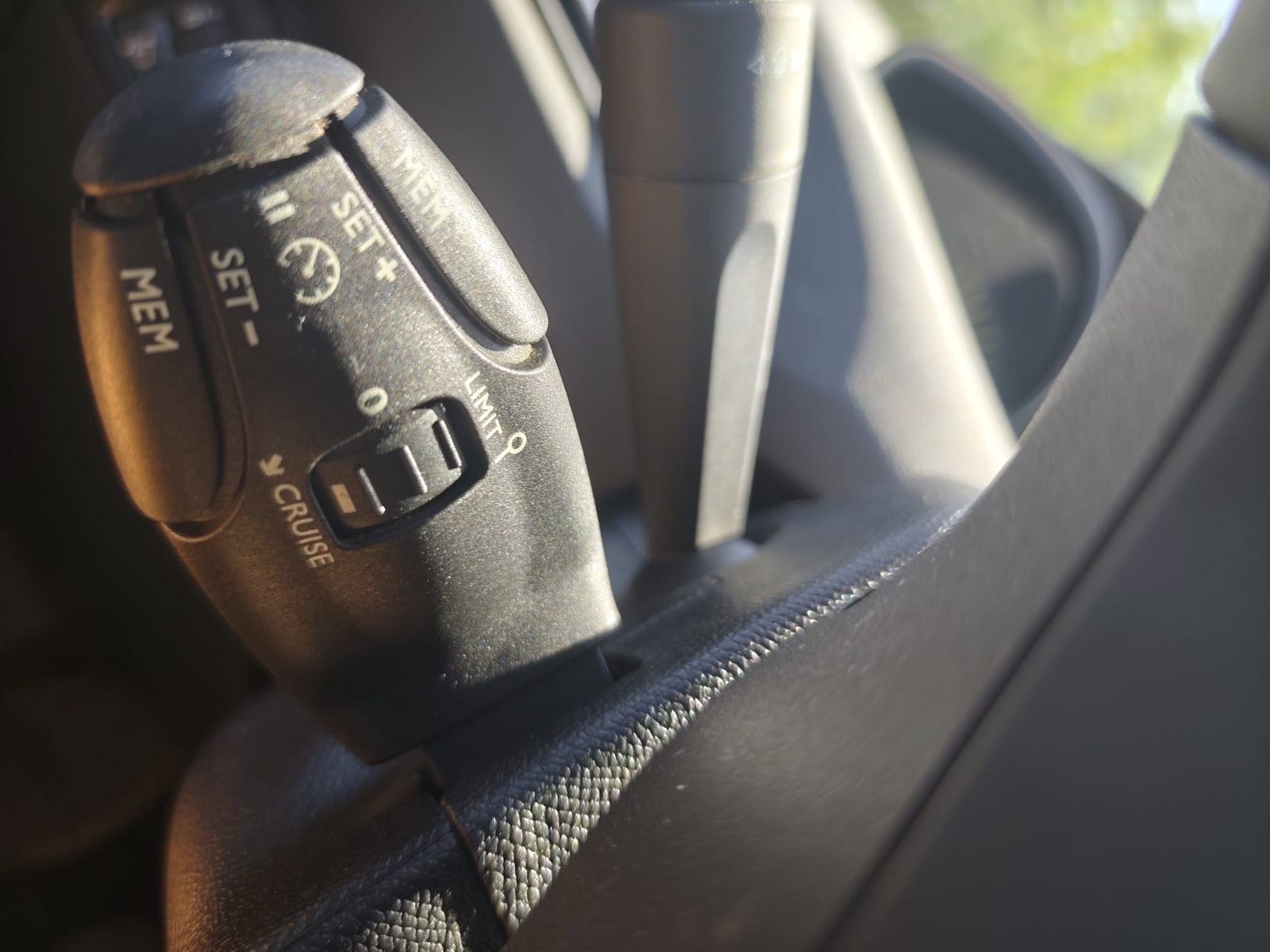 Peugeot 308 SW 1,6 HDi / REG 1 GOD !!, fotografija 19