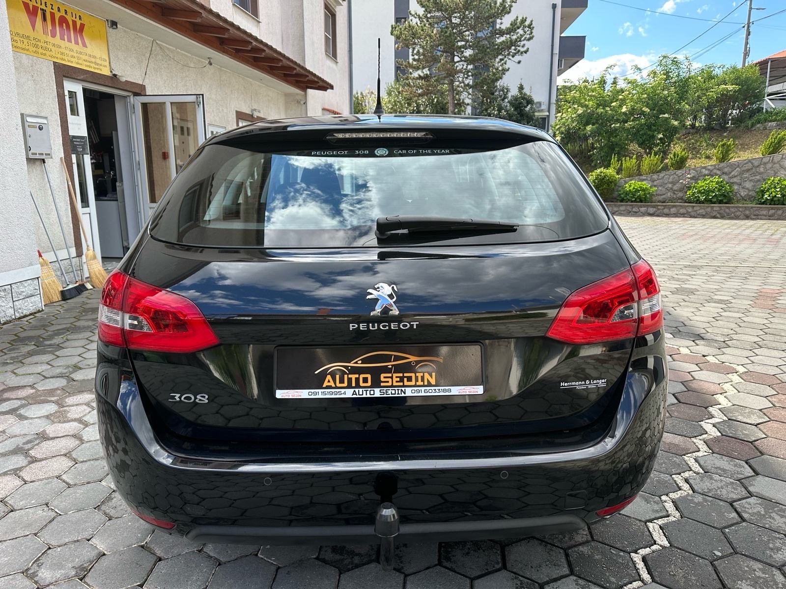 Peugeot 308 SW 1,6 HDI - SERVISNA-1 VLASNIK-GARANCIJA-SERVIS GRATIS!, fotografija 4